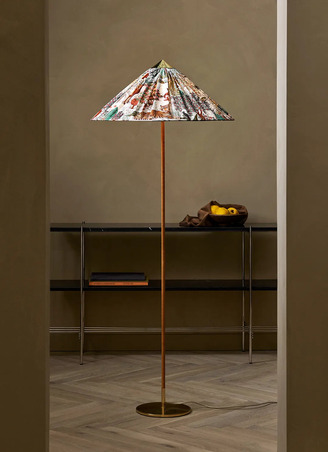 9602 Floor Lamp Paavo Tynell 1935