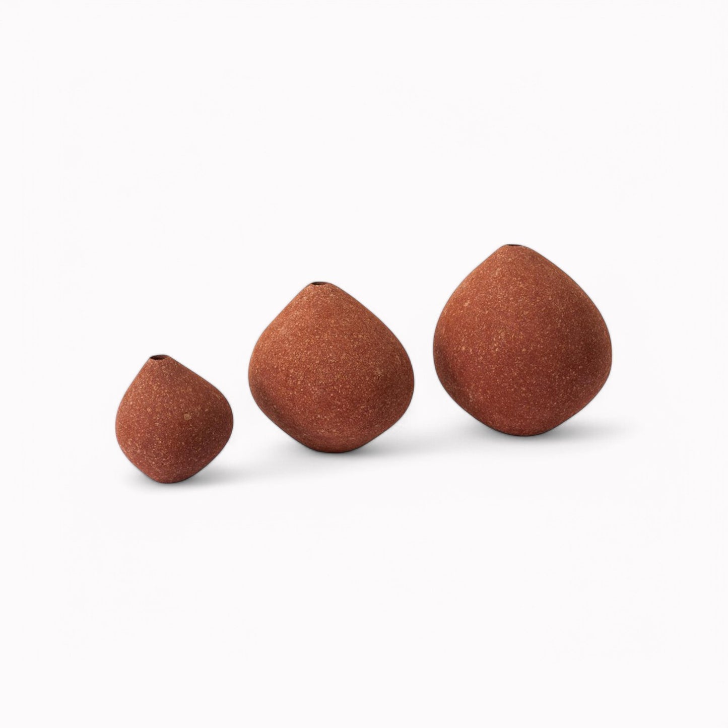 Mantiqueira Vase Marron Domingos Tótora 2019