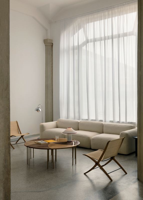 Develius Sofa EV8A - EV8K Edward Van Vliet 2018