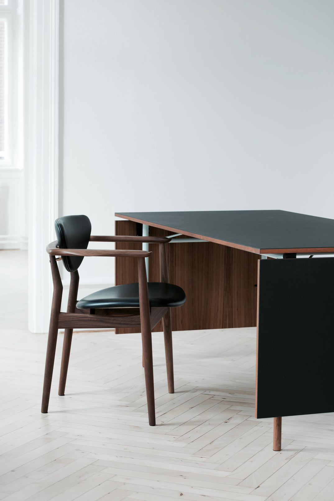 109 Chair Finn Juhl 1955