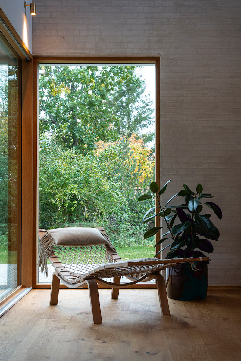 pp135 Hammock Chair Hans J. Wegner 1967