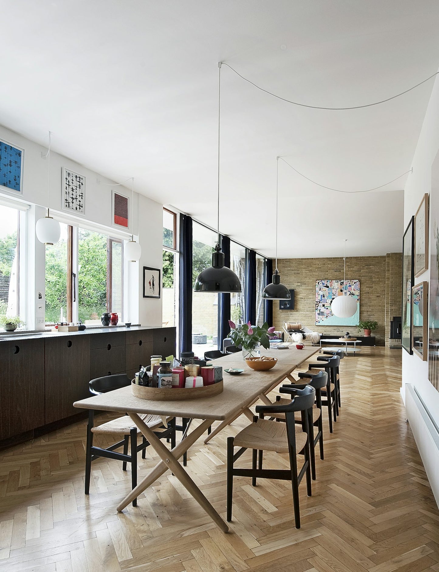 pp85 Cross Legged Table Hans J. Wegner 1955