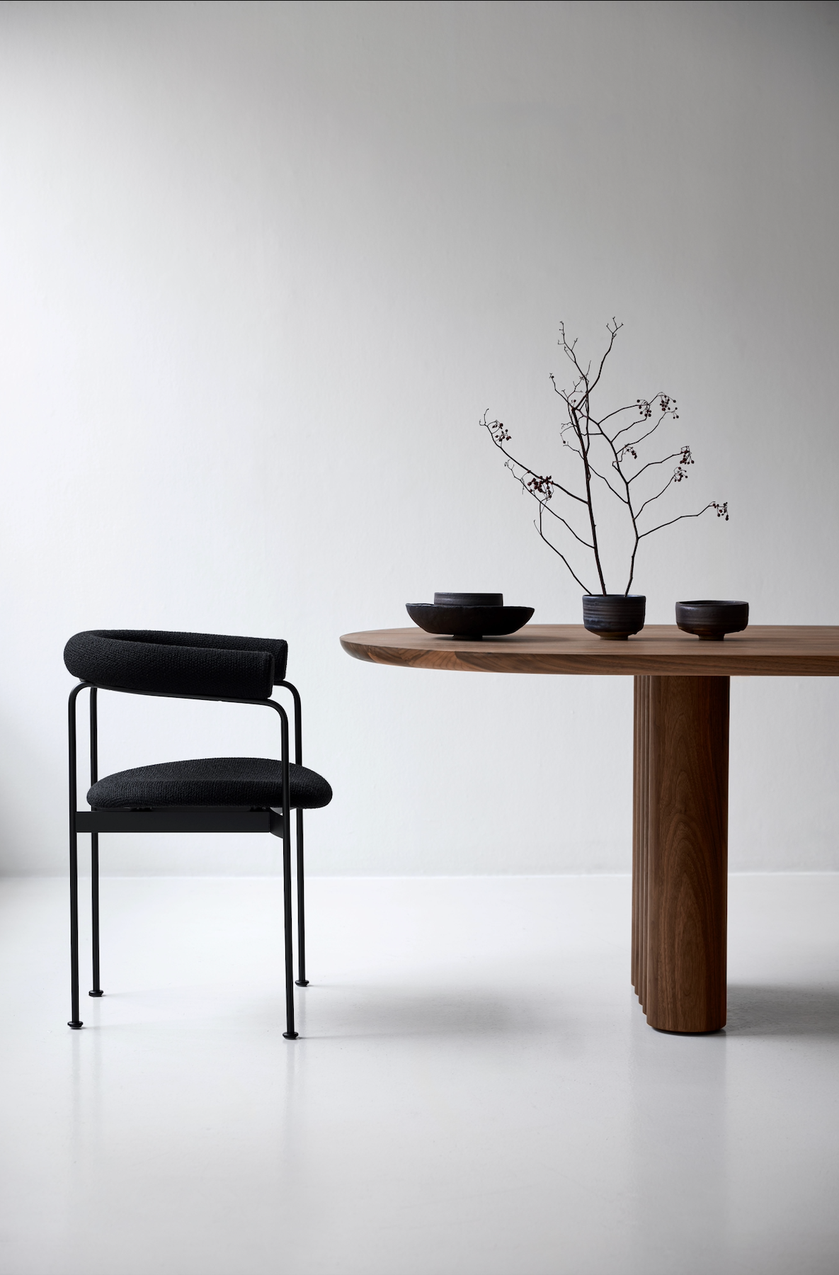 Plush Table Oval Jacob Plejdrup 2023