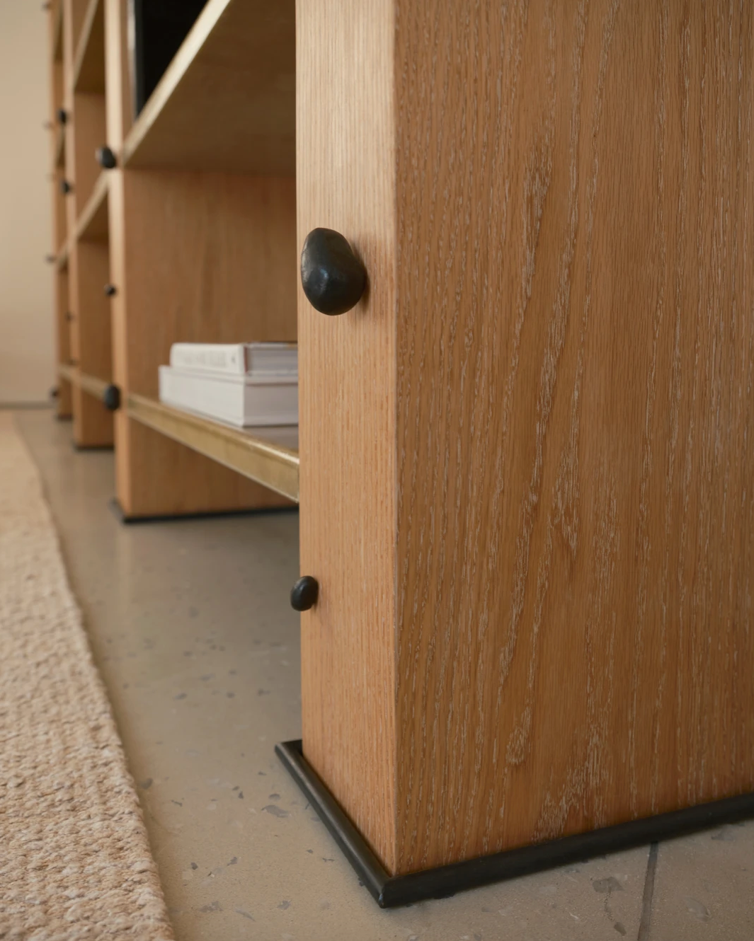 KARTOFFEL Bookshelf Palma 2023