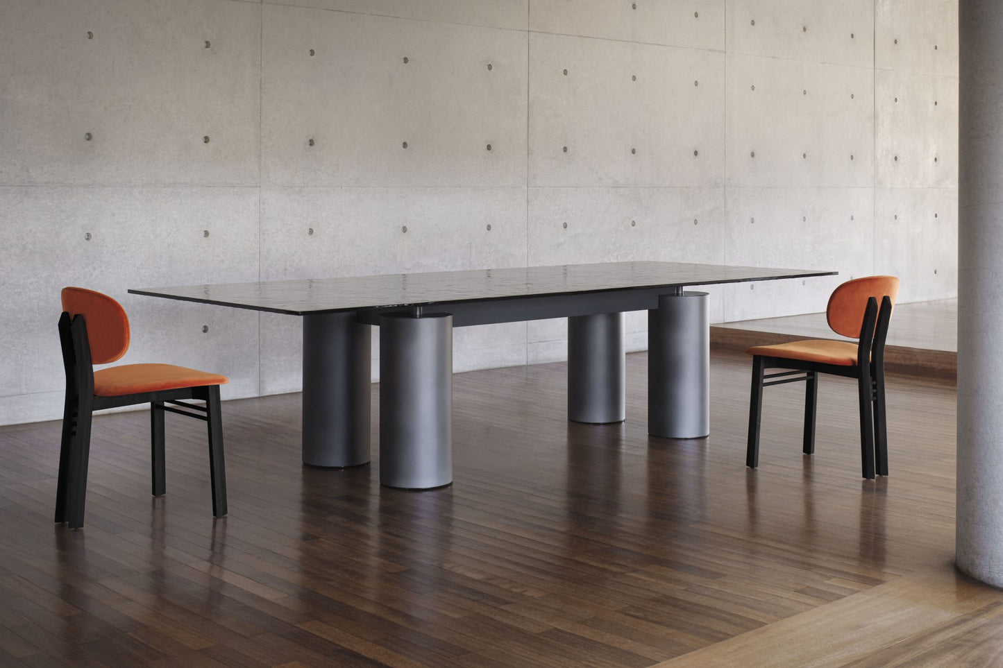 Serenissimo Table rectangulaire Lella & Massimo Vignelli et David Law 1985