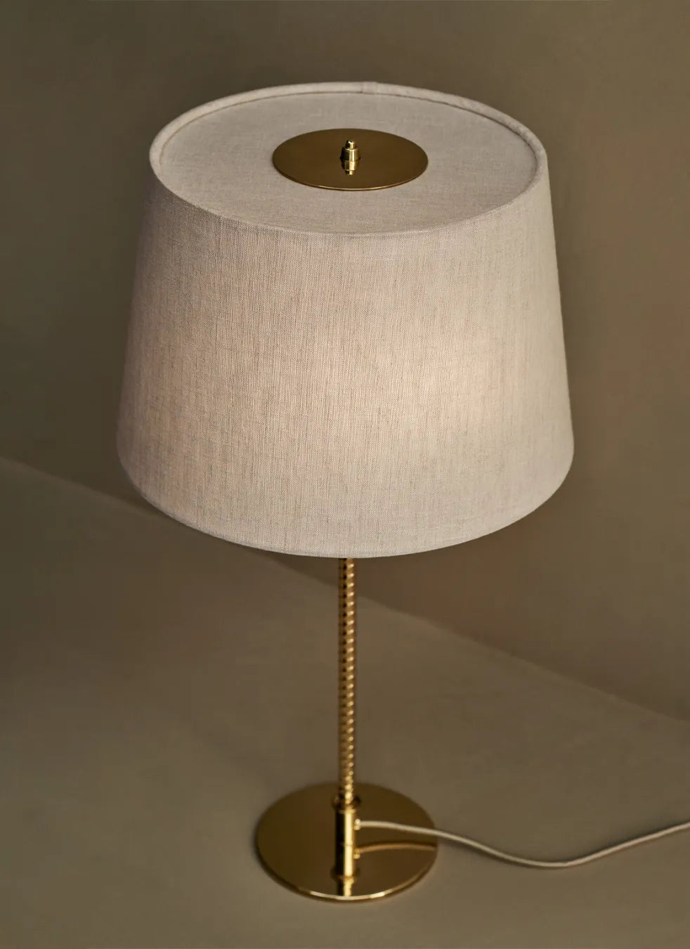 9205 Table Lamp Paavo Tynell 1950