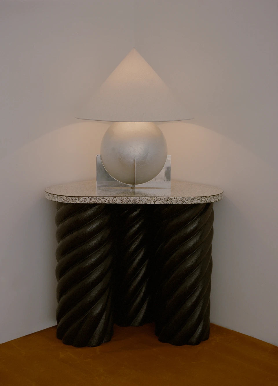 ESFERA Table Lamp Palma 2021