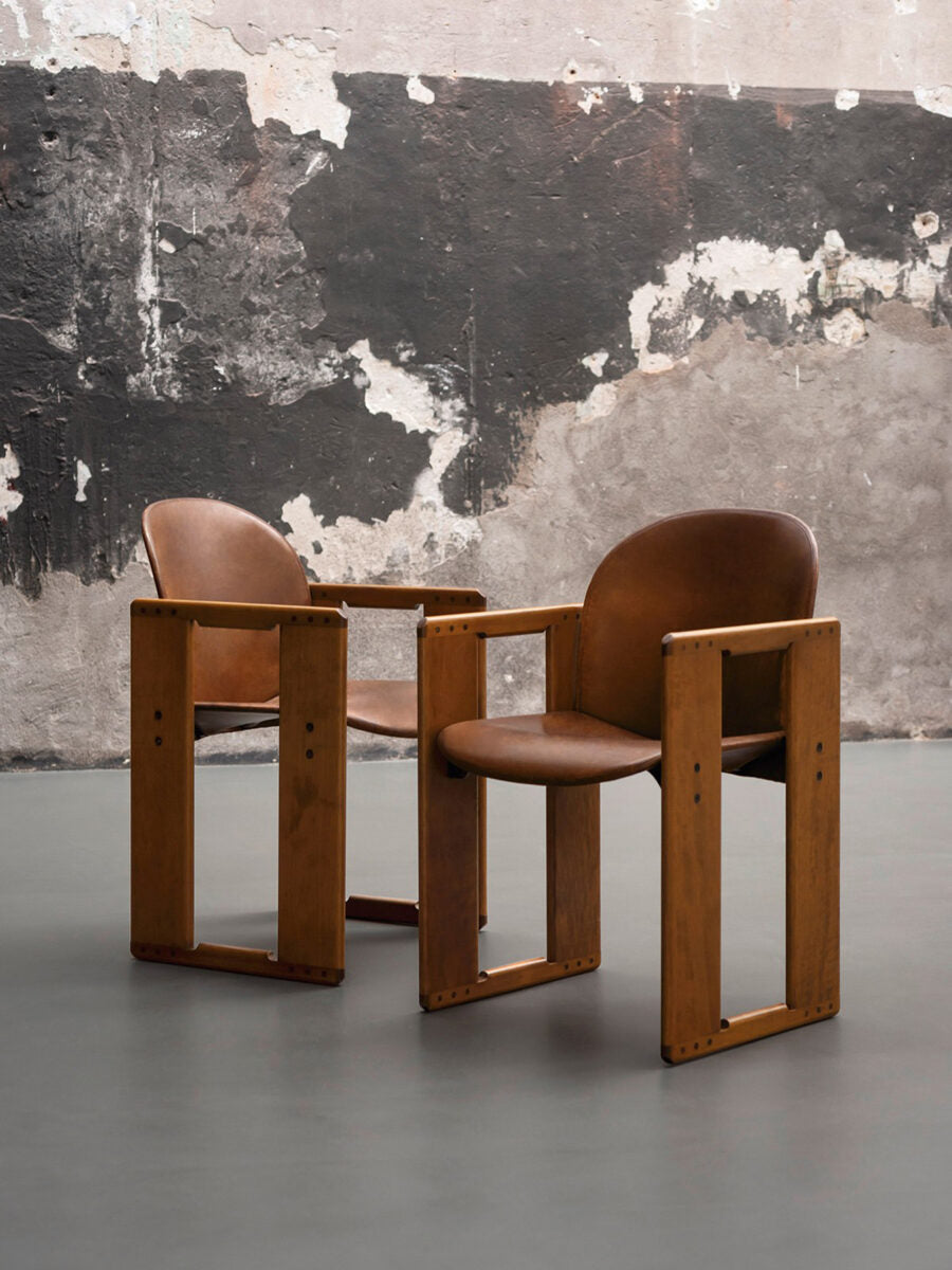 Dialogo Chair with Armrests chaise Tobia Scarpa 1973