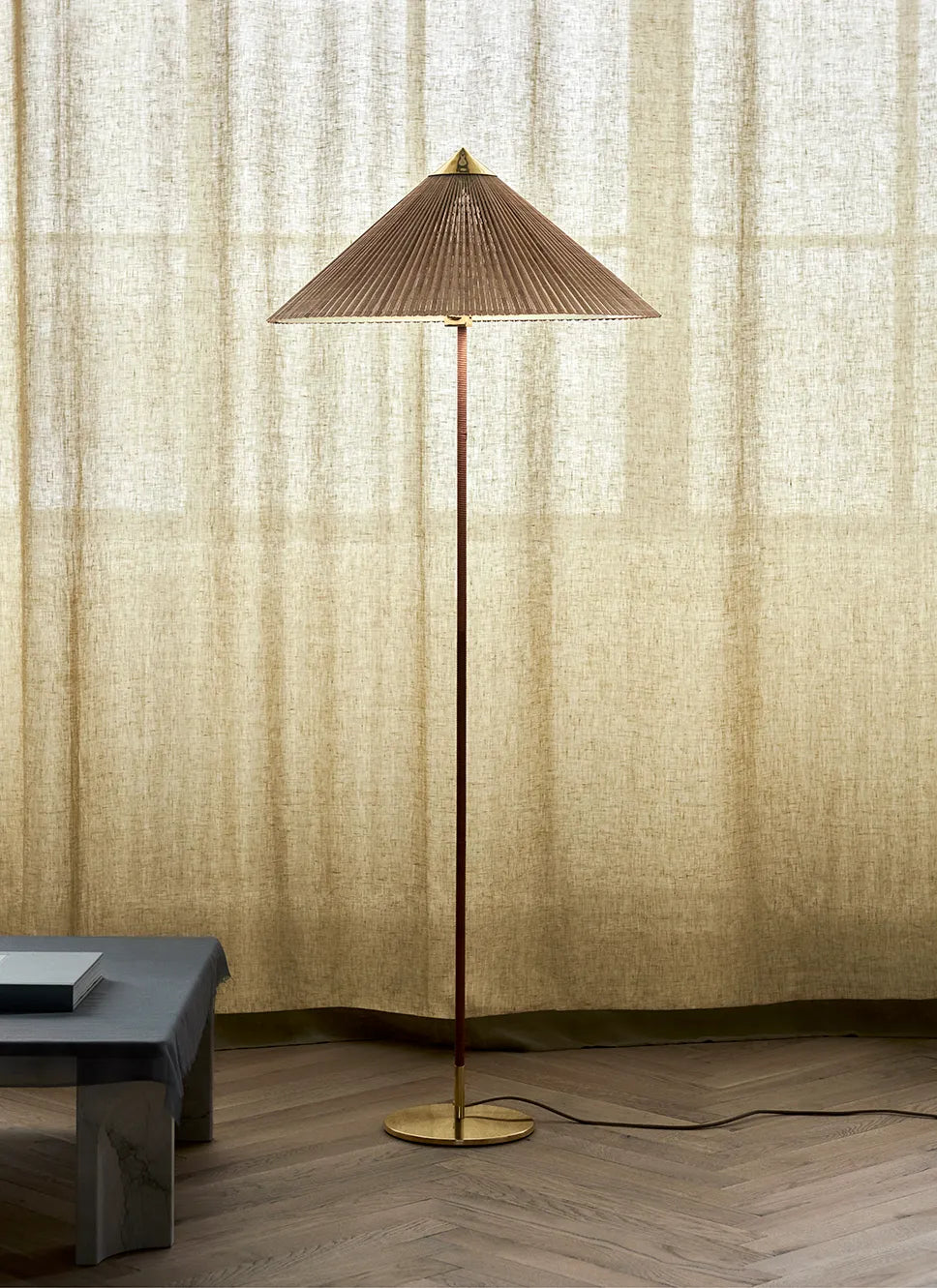 9602 Floor Lamp Paavo Tynell 1935