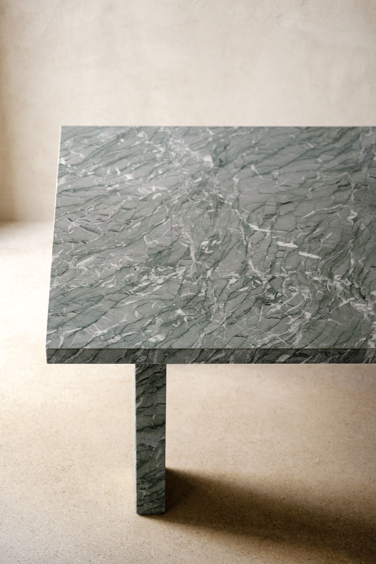 Clockwise Michael Anastassiades 2025