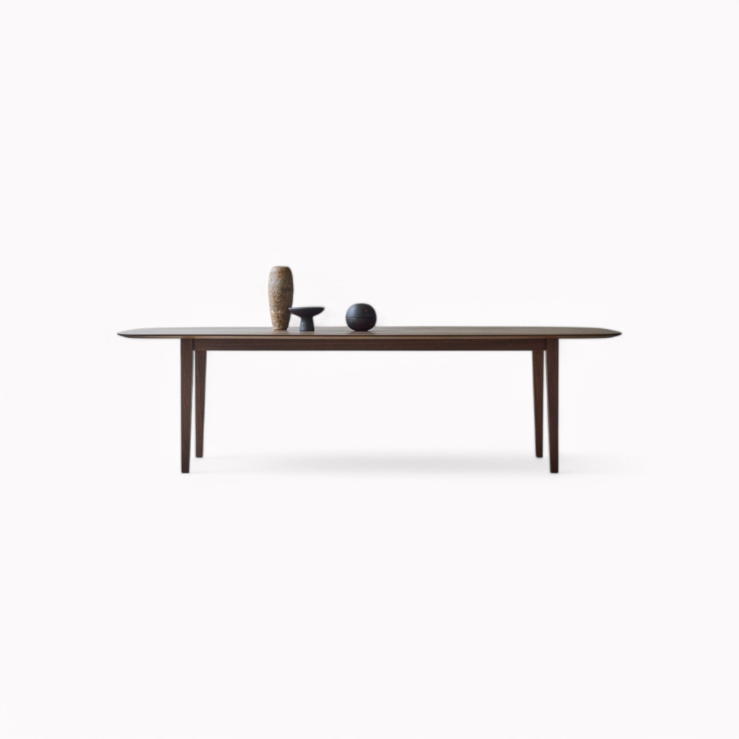 Kia's Table Jacob Plejdrup 2024