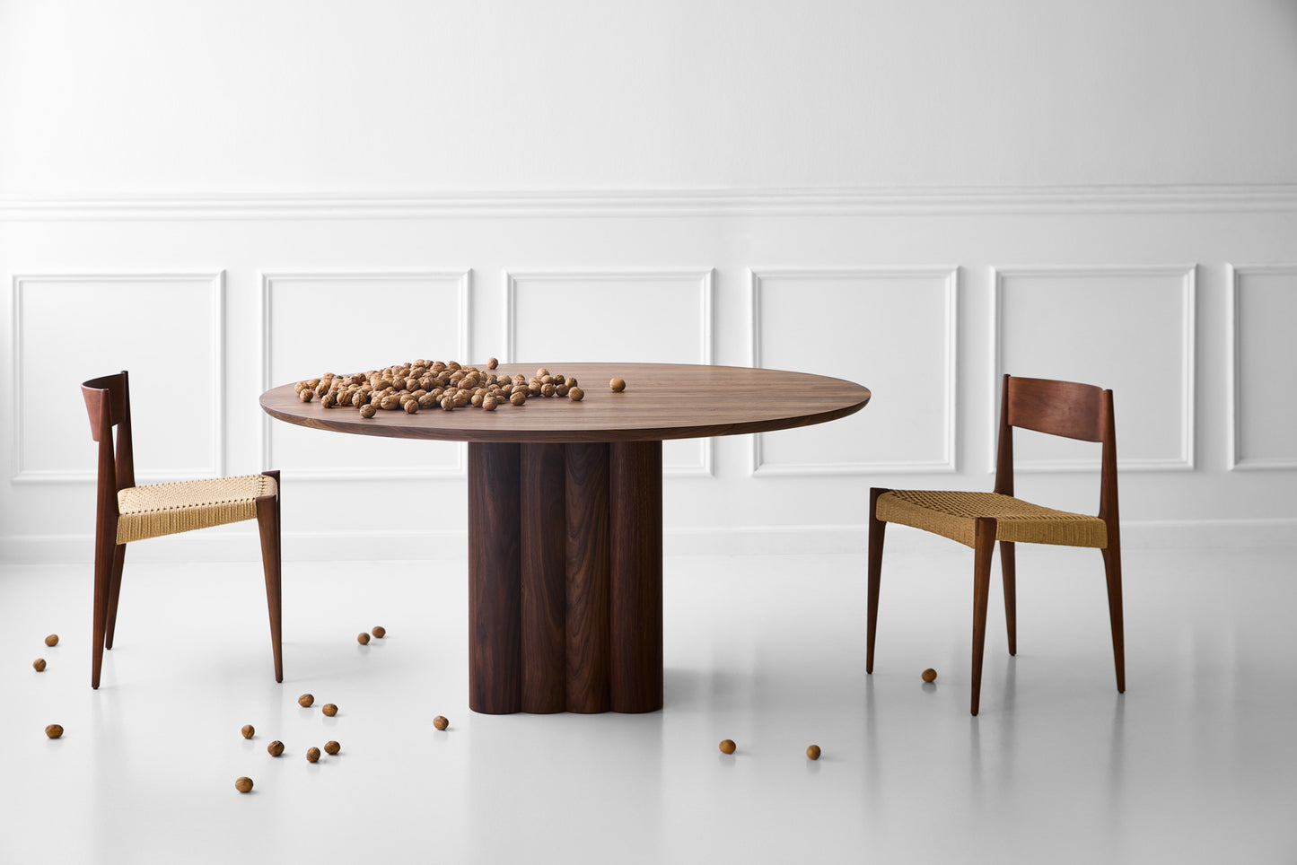 Plush Table Round Jacob Plejdrup 2024