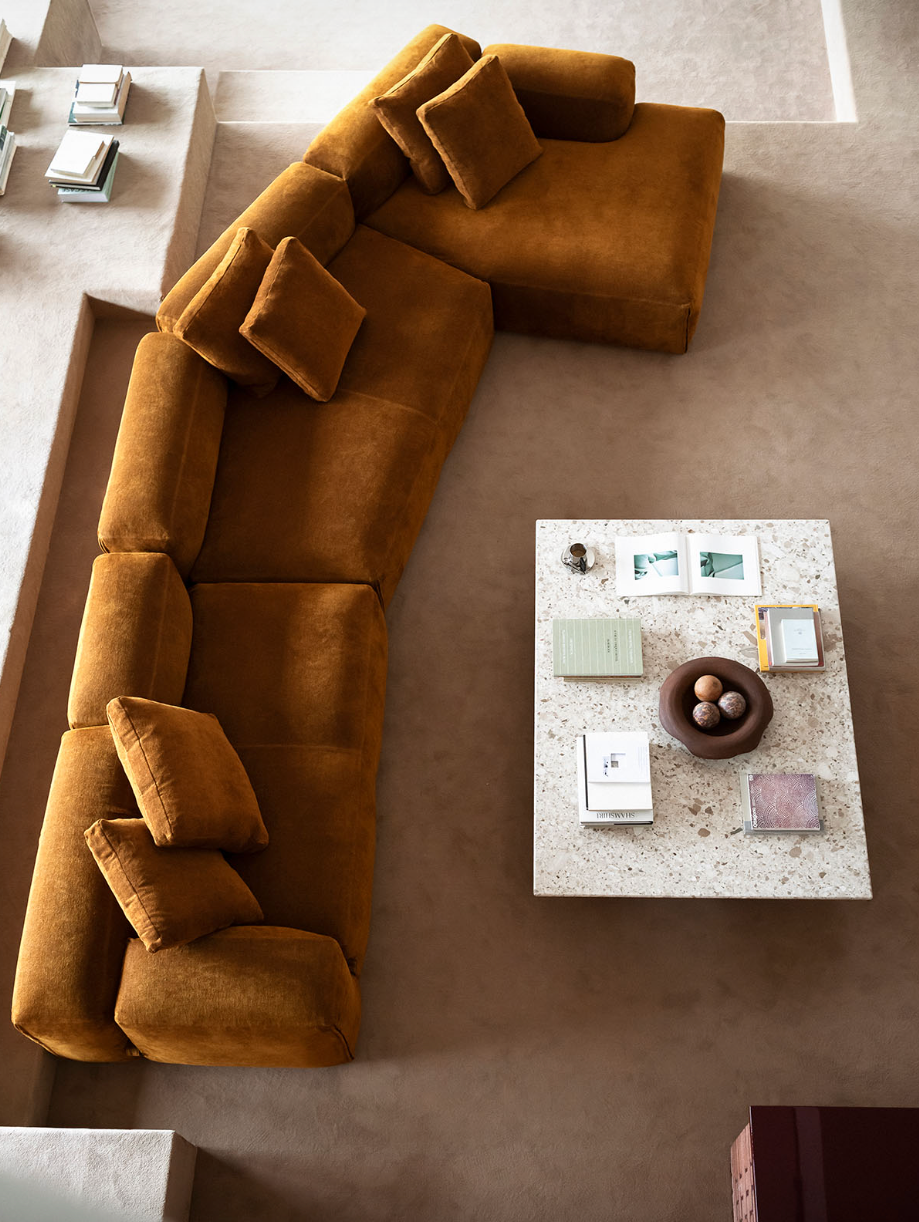 Le Mura XL Sofa Mario Bellini 2025